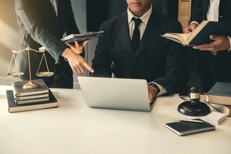 6 Essential Types of Business Lawyers Every Business Should Know